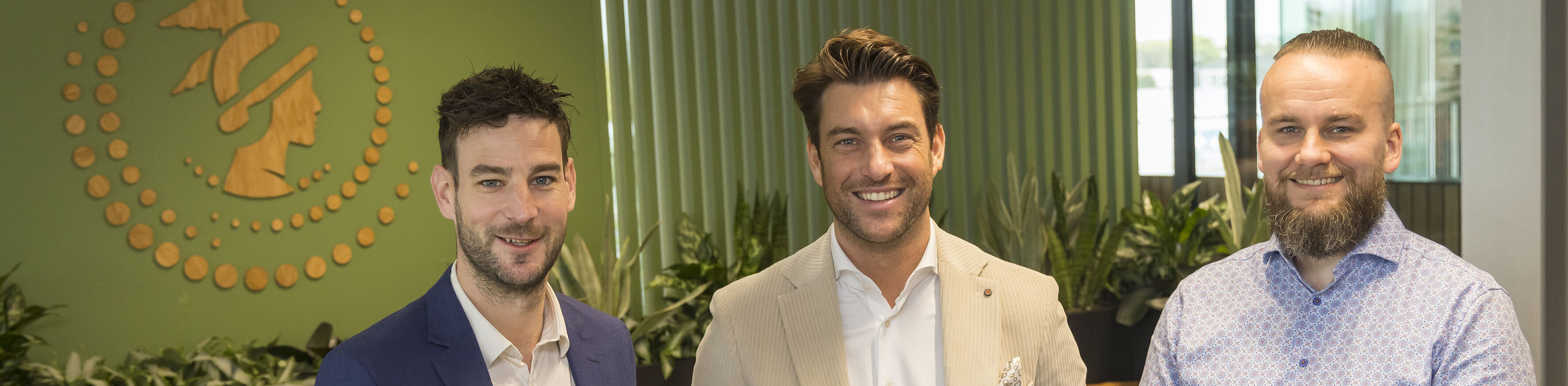 Salesmanager Nick van Paassen (l.), directeur Rick de Vroom (m.) en hoofdredacteur René de Hoog. (Foto Thierry Schut)